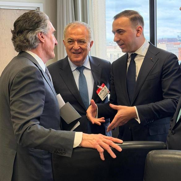 FOTO Ministrul Energiei a discutat la Washington cu secretarii Energiei și Internelor din Administrația Trump