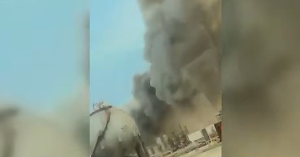 VIDEO Cea mai mare rafinărie din Arabia Saudită, închisă după un atac cu drone