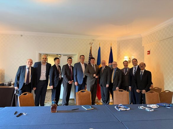 FOTO Au venit banii de la americani pentru U3-U4 Cernavodă: Contract semnat cu banca de stat a SUA, după OK-ul lui Bolojan, pentru plata inginerilor americani ai uneia din cele mai vechi firme de profil, fondată de un partener al lui Thomas Edison CONFIRMARE