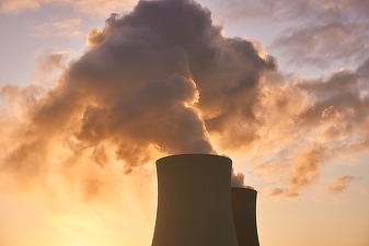Energia nucleară ar putea fi soluția pentru rezolvarea crizei energetice din Europa. Strategia este însă complexă și costisitoare