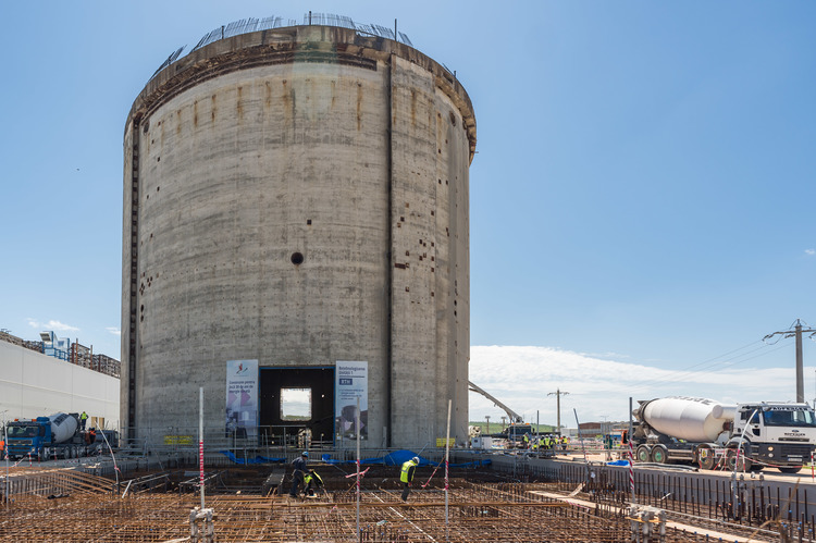 FOTO Nuclearelectrica realizează prima turnare continuă de beton pentru structurile permanente ale Proiectului Retehnologizarii Unității 1 CNE Cernavodă