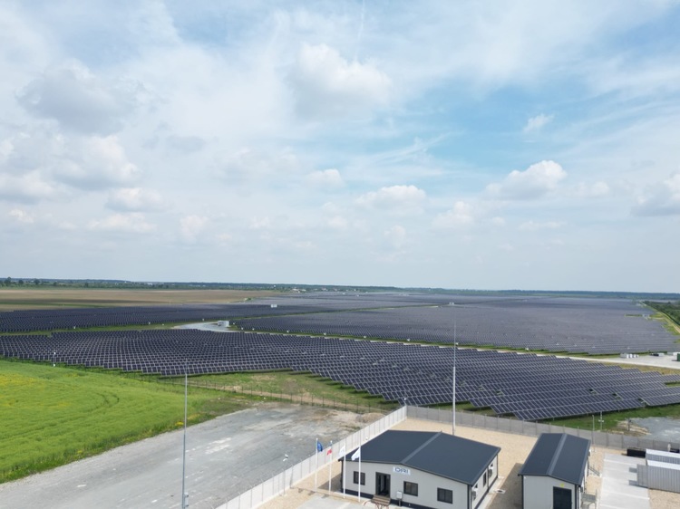 FOTO Cel mai bogat ucrainean investește în România. A primit licența de exploatare la Văcărești. Jumătate din producție a fost cumpărată deja, în avans, de OMV Petrom CONFIRMARE