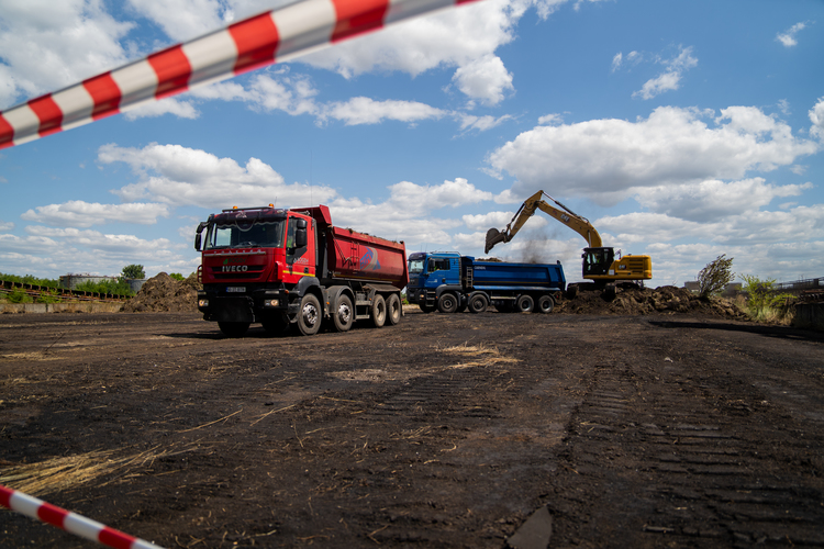 FOTO Zonă cu istoric industrial, transformată în unitate de producție de energie verde. Electro-Alfa International începe lucrările la un nou parc fotovoltaic, de peste 34 milioane lei