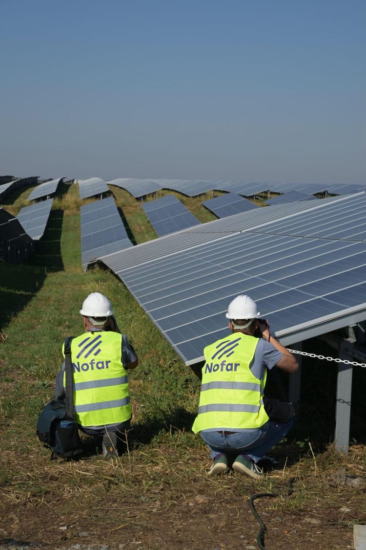 VIDEO&FOTO Cel mai mare parc fotovoltaic din țară, lansat oficial