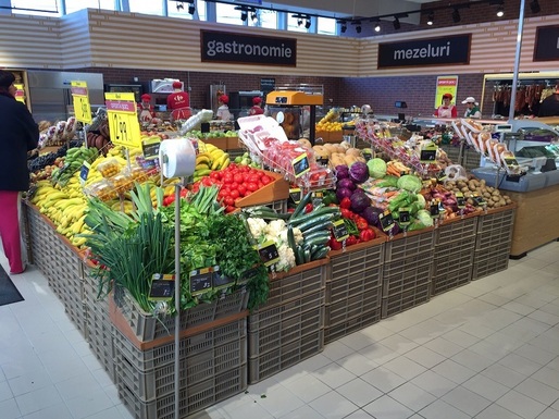 Reducerea TVA la alimente a ridicat puternic vânzările Carrefour din trimestrul trei