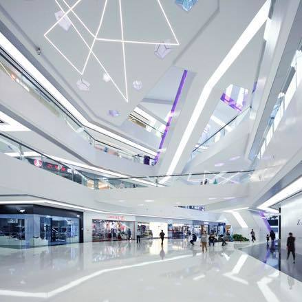 FOTO NEPI a deschis mall-ul din Piatra-Neamț, investiție de 25 milioane euro