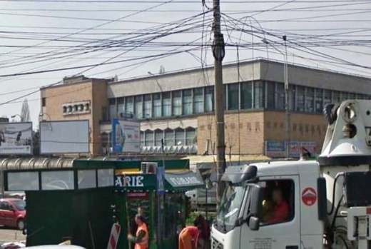 Din Londra, Puiu Popoviciu vrea să investească în reabilitarea BIG Berceni și se "înarmează" pentru latura civilă a procesului Ferma Băneasa