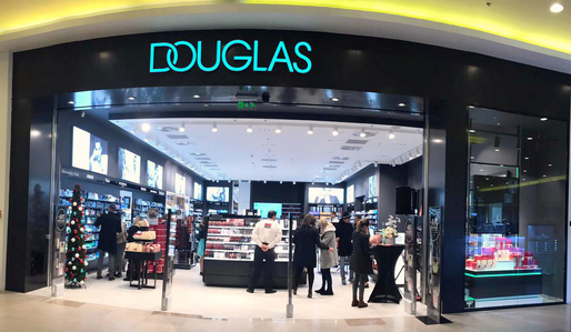 Rețeaua Douglas se extinde în România