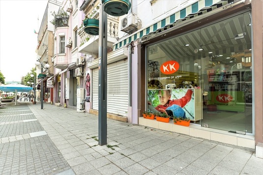 Vine un nou retailer: Bulgarii de la Kolev & Kolev, lideri în țara vecină, pregătesc cu un IPO intrarea în România, cu ținta de a ajunge la 10 magazine în 3 ani