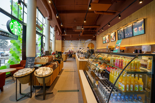 Starbucks deschide o nouă cafenea 