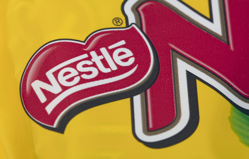 Nestle a crescut prețurile cu 9,8% în primul trimestru, atribuind acest lucru ”inflației semnificative”