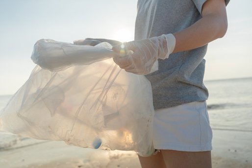 Reducerea deșeurilor de plastic: ușor de zis, greu de făcut