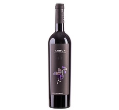 Vinul zilei: un Cabernet Franc din regiunea Drăgășani, Vâlcea, un vin roșu sofisticat și plin de personalitate, cu un mix de fructe negre de pădure, condimente exotice și note minerale intense