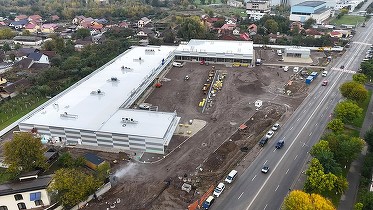 SURPRIZĂ Gică Popescu a lansat un centru comercial VIDEO&FOTO