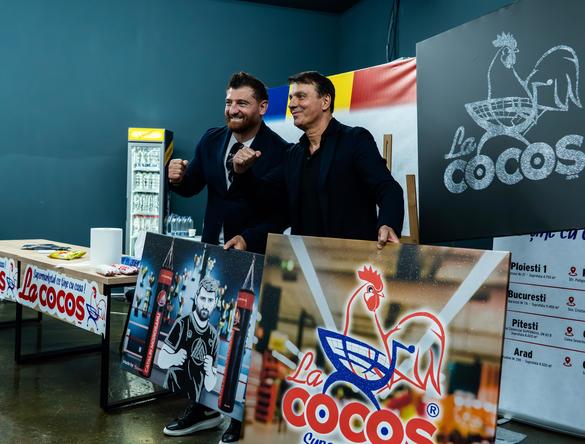 La Cocoș a dat iar lovitura. Trafic blocat în oraș la deschiderea noului magazin VIDEO&FOTO