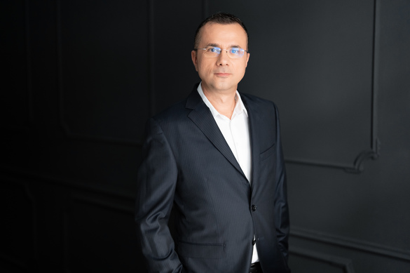 FOTO Carrefour iese din România. Prăbușire de 2,5 ori a profitului, dar creștere de 2,5 ori la afaceri în ultimul deceniu