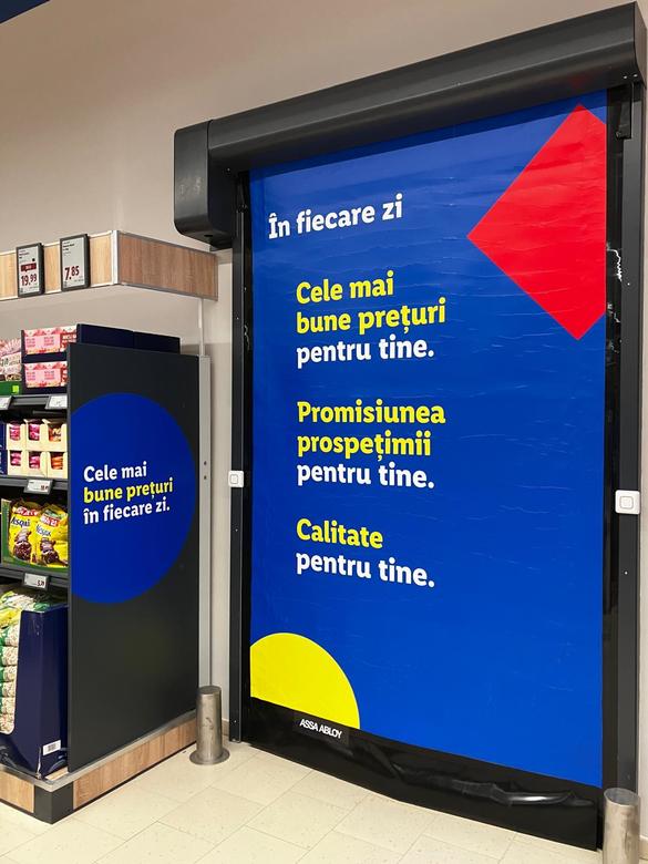 PREMIERĂ FOTO Lidl deschide primul magazin din Întorsura Buzăului, cu o nouă identitate vizuală