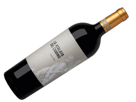 Vinul zilei: un cupaj roșu de Garnacha Tintorera și Monastrell, de la o cramă cu tradiție din Spania, aduce în prim-plan arome de fructe negre, ierburi aromatice, condimente și ciocolată neagră. Un vin cotat cu 93 de puncte Guía Peñín