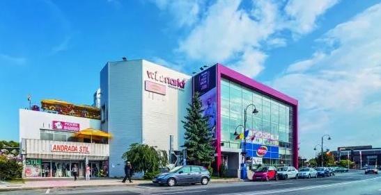 FOTO Mall vândut în România - Proprietarul centrelor comerciale Winmarkt vinde acum și centrul din Turda, chiar Primăriei
