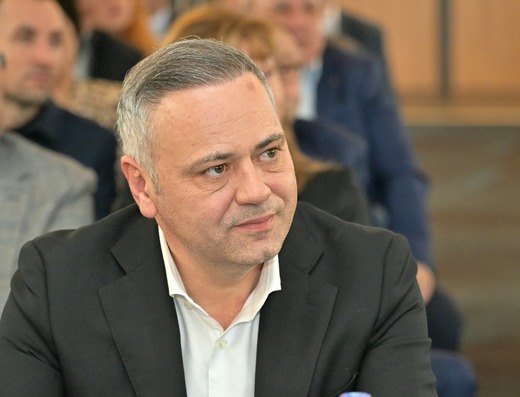ULTIMA ORĂ Adaos comercial plafonat la alimentele de bază cu încă trei luni