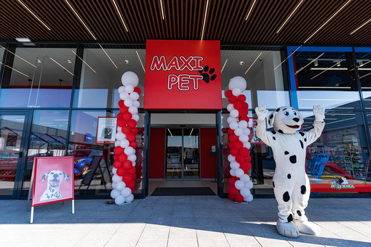 Maxi Pet deschide un nou hipermarket pentru animale de companie în București, al treilea din capitală
