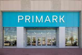FOTO Primark deschide cu o premieră nou magazin în România. Retailerul a investit peste 10 milioane de euro în magazinul din ElectroPutere Mall din Craiova