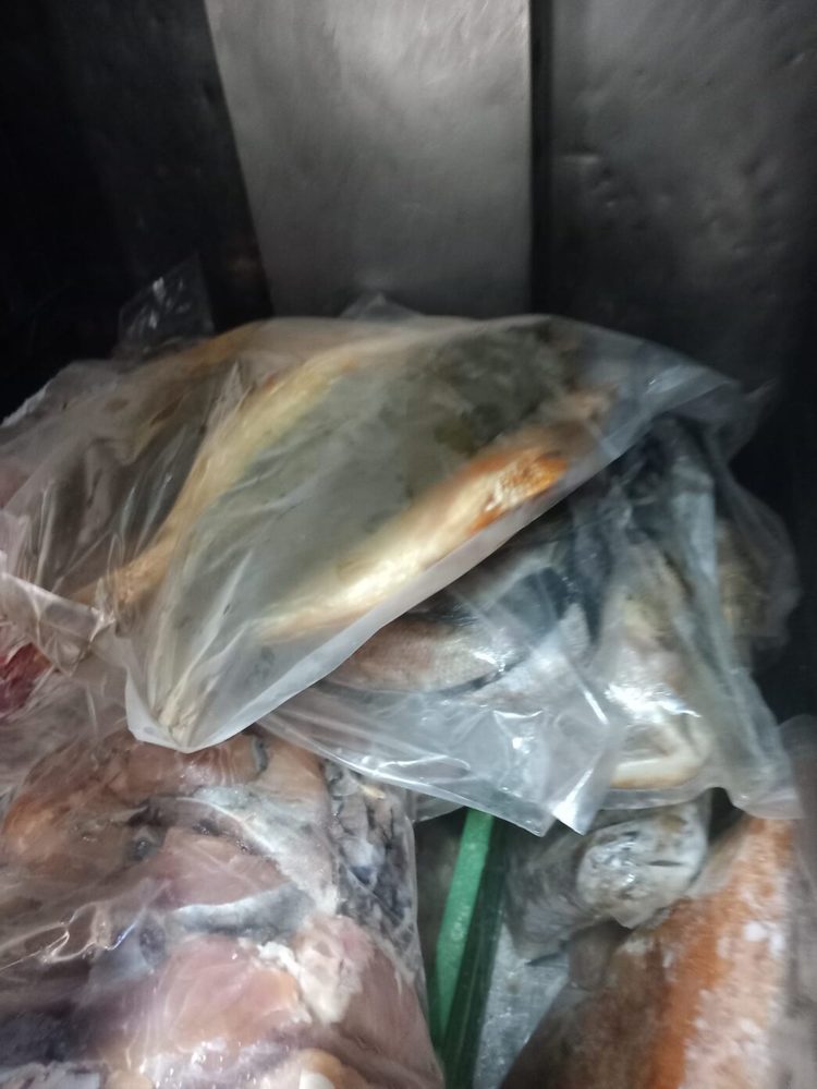 FOTO Restaurant celebru de pe litoral, închis de Protecția Consumatorilor. Ce au găsit comisarii la Golful Pescarilor