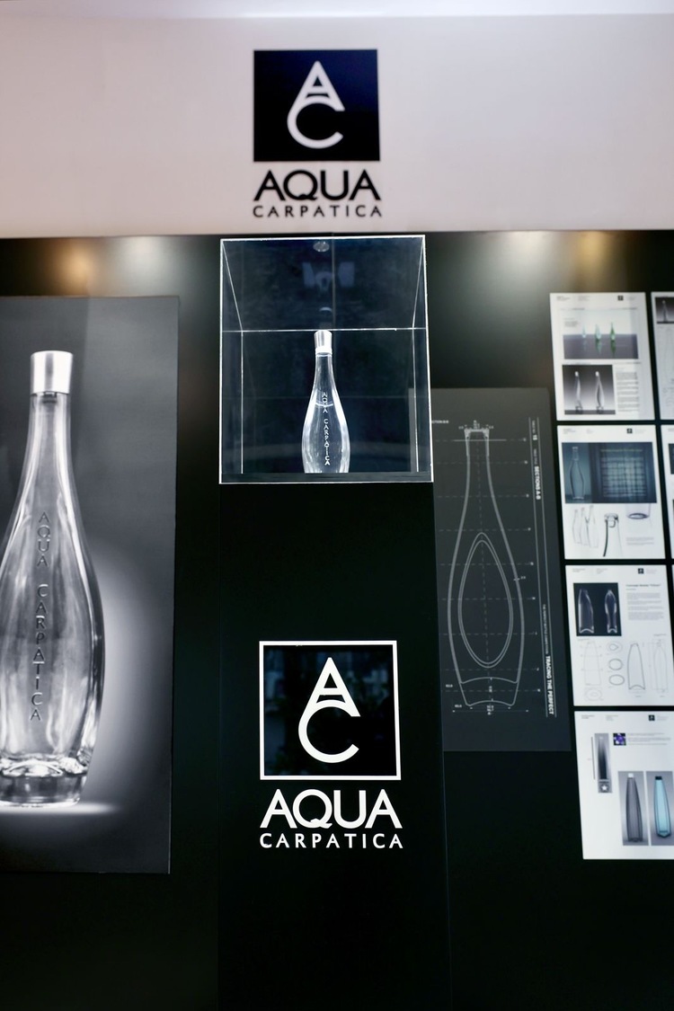 „The Perfect Bottle for the Perfect Water” – AQUA Carpatica la Bucharest Design Festival