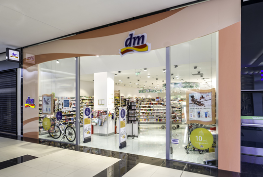 FOTO dm drogerie markt retrage din motive de siguranță o linguriță pentru hrănirea bebelușilor și copiilor