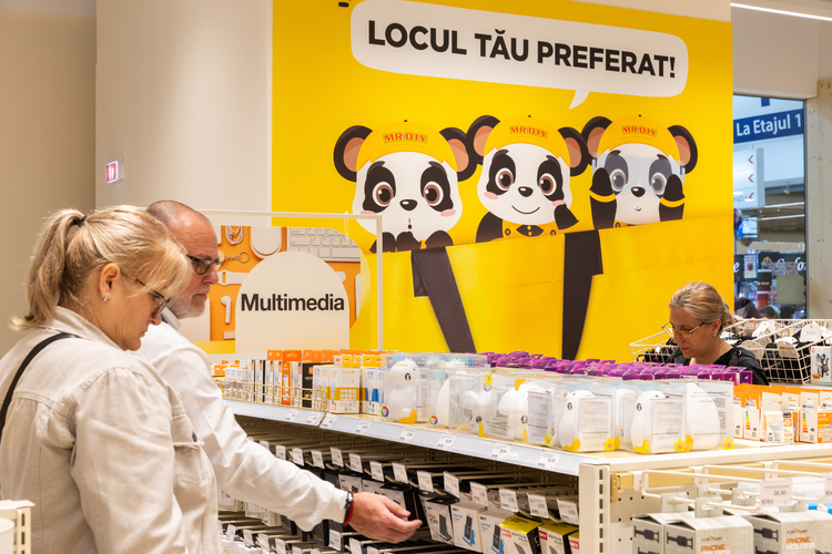 FOTO Retailer gigant se extinde în România. Mr. DIY a deschis primul magazin din Iași