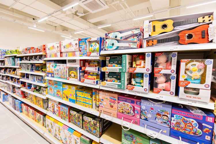 FOTO Retailer gigant se extinde în România. Mr. DIY a deschis primul magazin din Iași