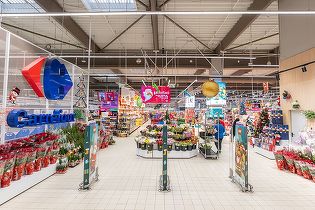 EXCLUSIV Carrefour vândut și înlocuit în România: Frații Pavăl, proprietarii Dedeman, lucrează la noul brand care va înlocui sigla Carrefour