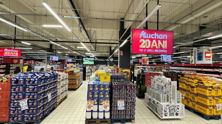 20 de ani de Auchan în România: o aniversare cu mii de oferte, beneficii pentru clienți și proiecte de solidaritate