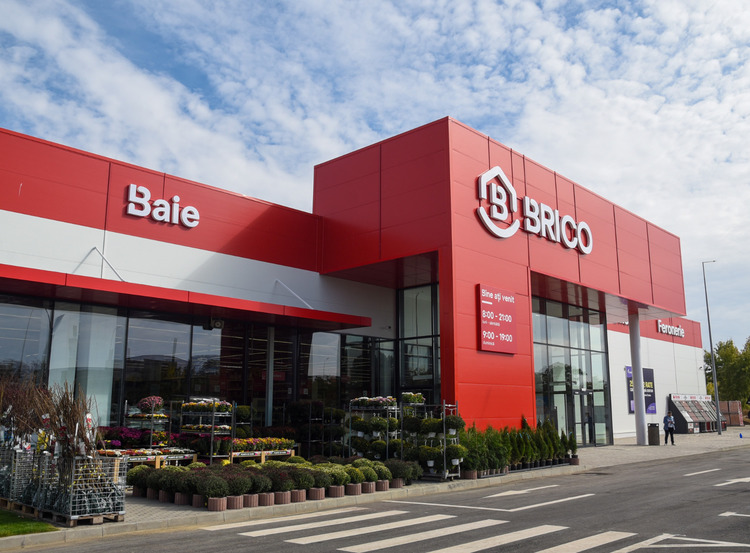 FOTO Altex deschide simultan primul său magazin BRICO, de la integrarea brandului în portofoliu, și un magazin Altex