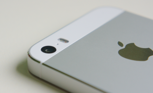 Apple a acceptat să plătească 25 de milioane de dolari în urma unui proces legat de Siri
