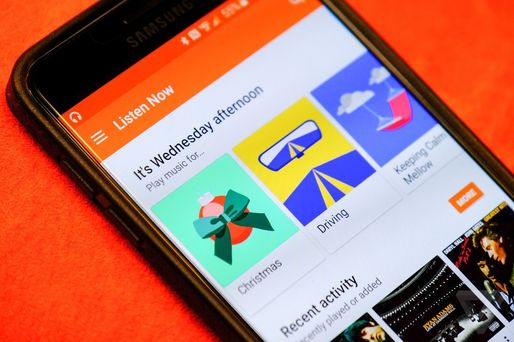 Google Play Music devine serviciul muzical implicit pentru smartphone-urile Samsung