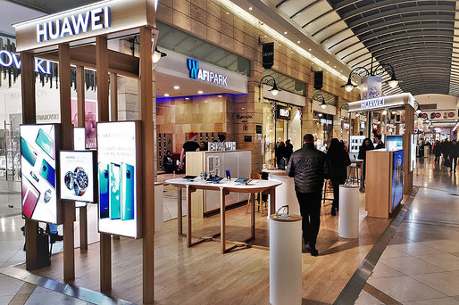 Cu probleme în SUA și Europa, producătorul chinez Huawei deschide primul Experience Shop în România