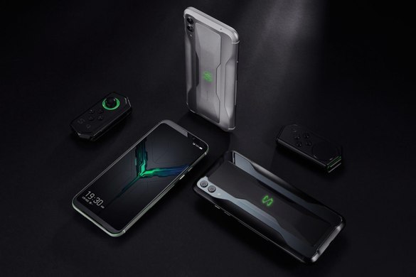 FOTO Xiaomi prezintă un smartphone de gaming cu ecran sensibil la presiune