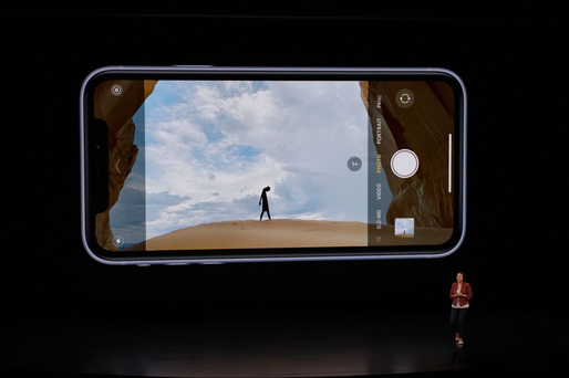 Apple a lansat iPhone 11, serie compusă din trei modele