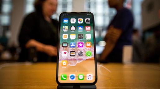 Credit Suisse: Livrările Apple de iPhone-uri în China au scăzut cu peste 35% în noiembrie