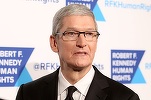 Șeful Apple, Tim Cook, critică alte companii mari de tehnologie pentru că nu iau măsuri mai responsabile față de dezinformare și confidențialitatea datelor