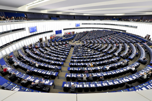 UE vrea interzicerea targetării cu reclame a minorilor și interoperabilitatea aplicațiilor de chat