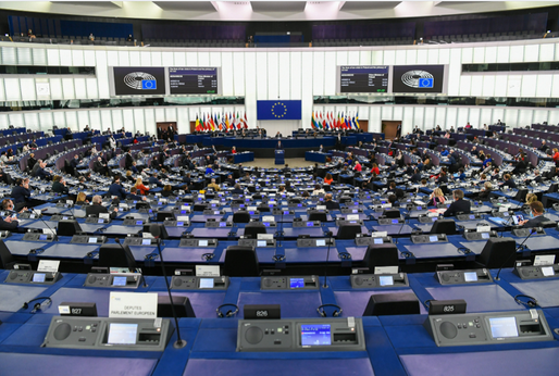 Parlamentul European a adoptat un proiect de lege care vizează giganții tehnologici americani, pentru combaterea conținutului ilegal