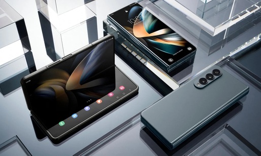 VIDEO&FOTO Samsung a prezentat smartphone-ul pliabil Galaxy Z Fold 4