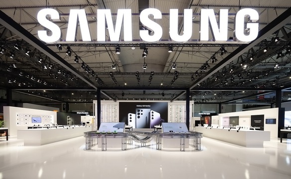 FOTO Samsung aduce cele mai noi produse la Mobile World Congress 2023