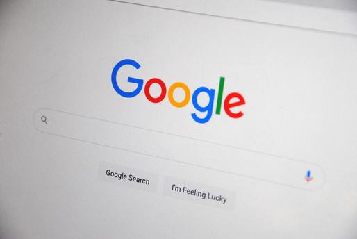 Google depășește așteptările cu un profit net de 15 miliarde de dolari