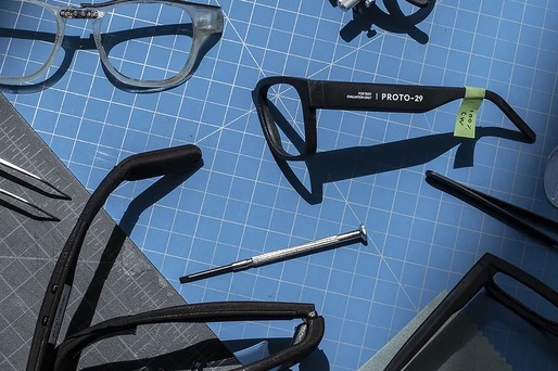 Google renunță să mai producă ochelari de realitate augmentată