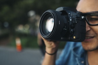 Cum faci să setezi corect expunerea: triada ISO, timp și diafragmă explicată practic