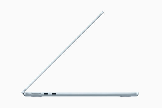 Apple va lansa laptopuri „ieftine” și colorate