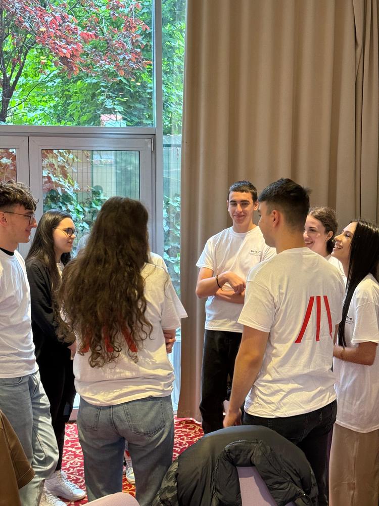 Ce nu învață studenții la facultate, dar pot afla din primul lor proiect real